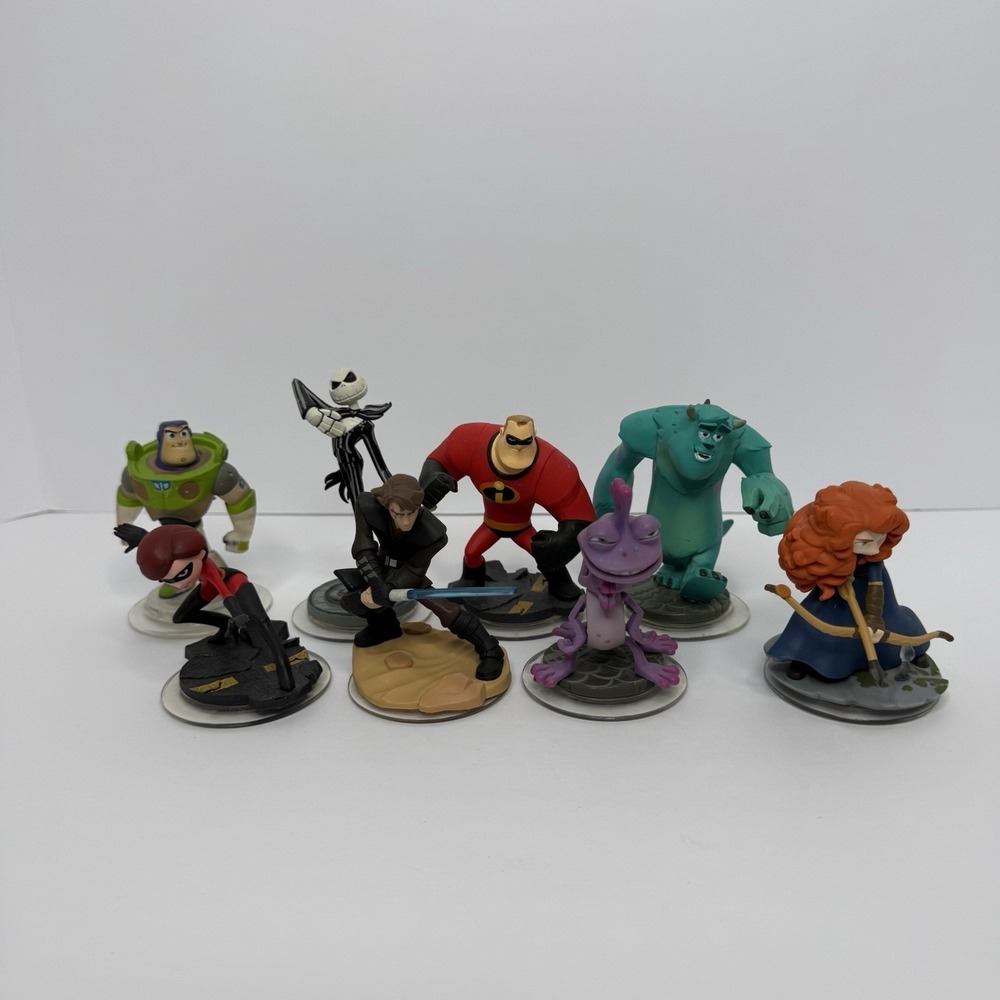 Disney Infinity Figures Lot‎ Of 8 1.0/2.0/3.0 Mix